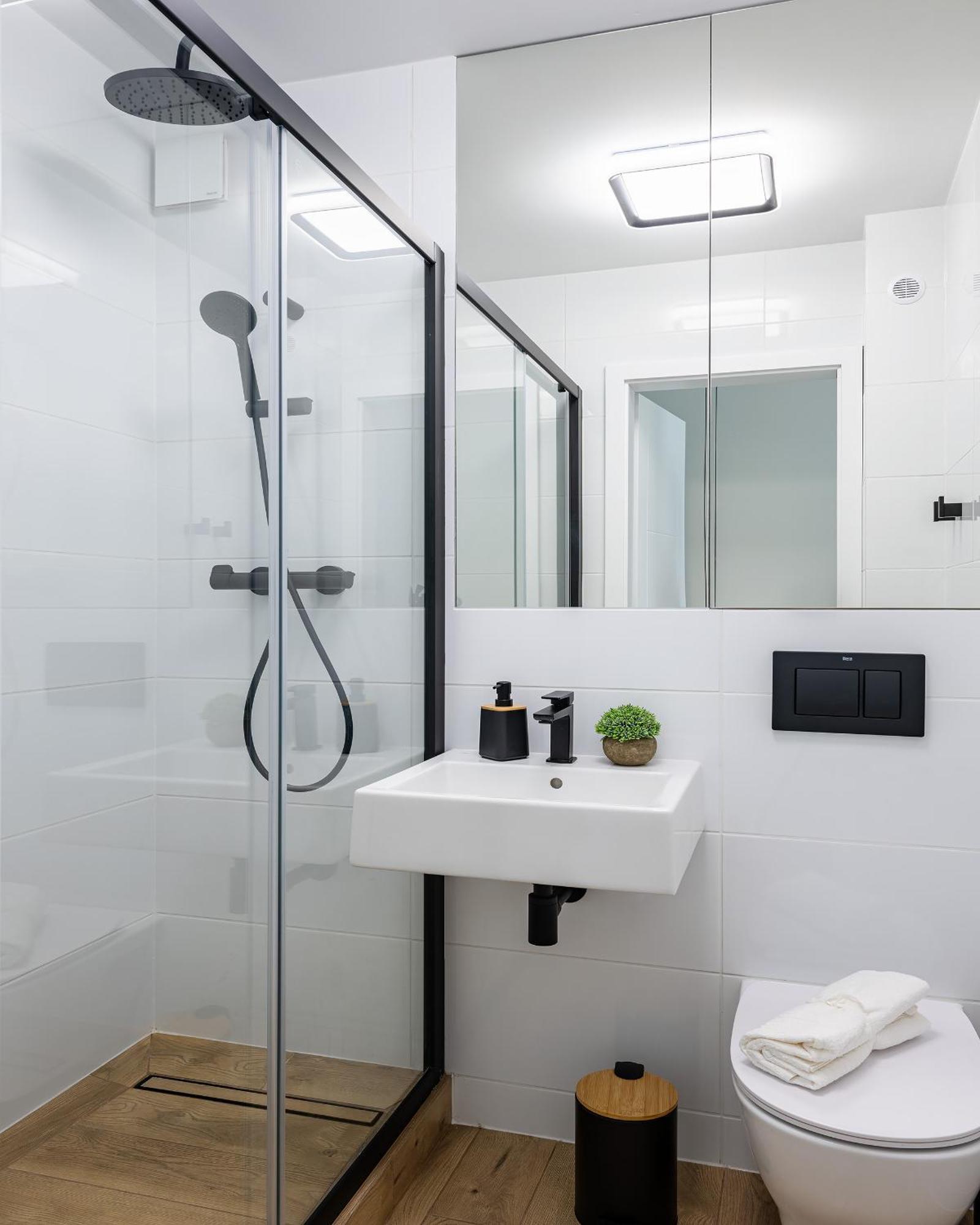 Wrzeciono 12 - Piekny Apartament Obok Szpitala Bielanskiego Oraz Awf, Bezplatna Strefa Parkowania - 400M Do Stacji Metra - Good Apartments ワルシャワ エクステリア 写真